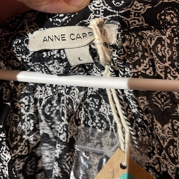 Anne Carson tunic top - Picture 2 of 5